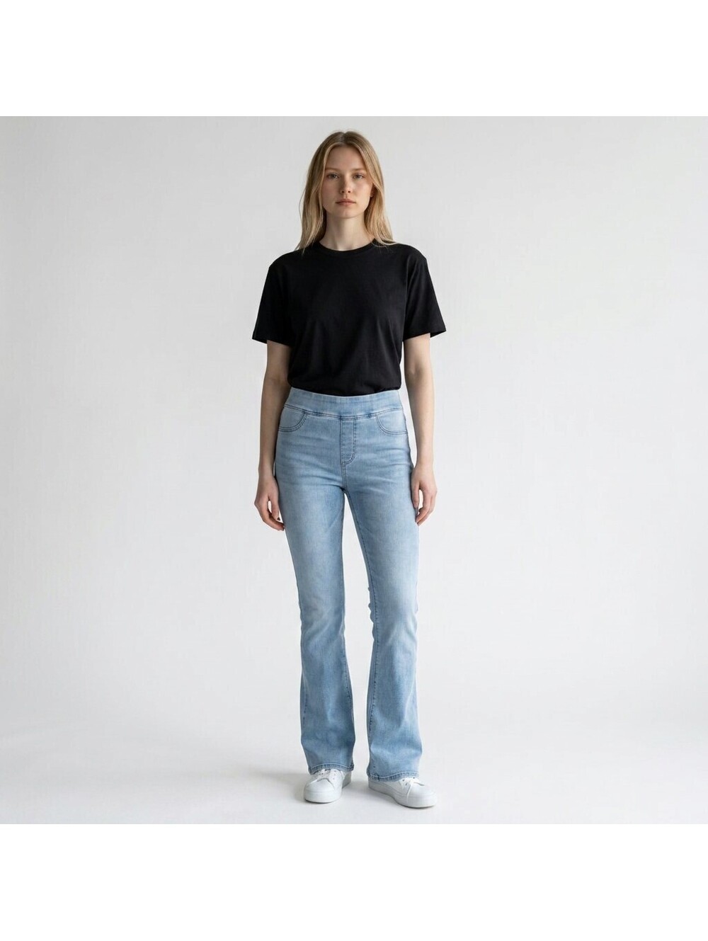 American Eagle Jeans Women L Large Blue Denim Medium Wash High Rise Flared